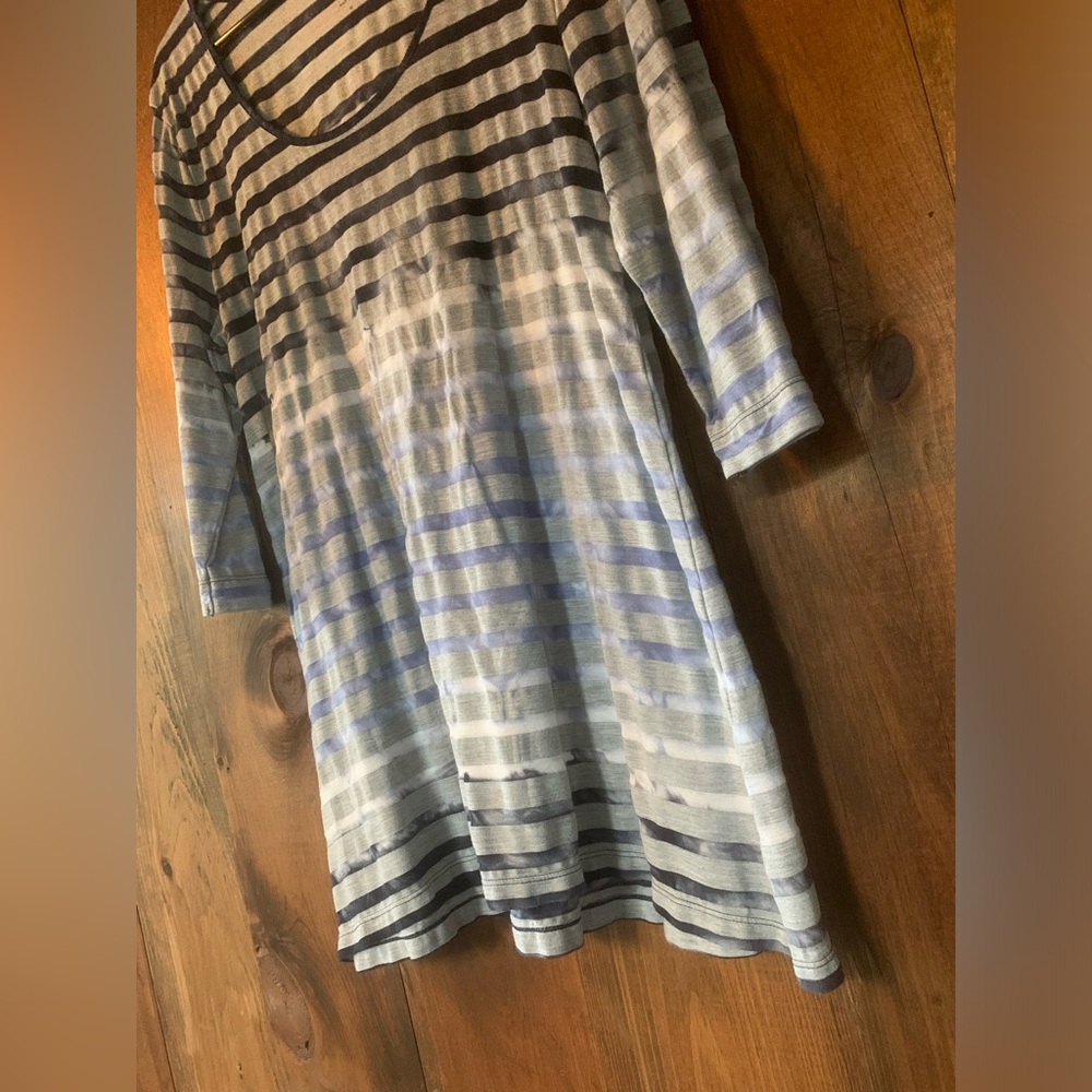 Striped three-quarter sleeve T-shirt - Picture 4 of 5